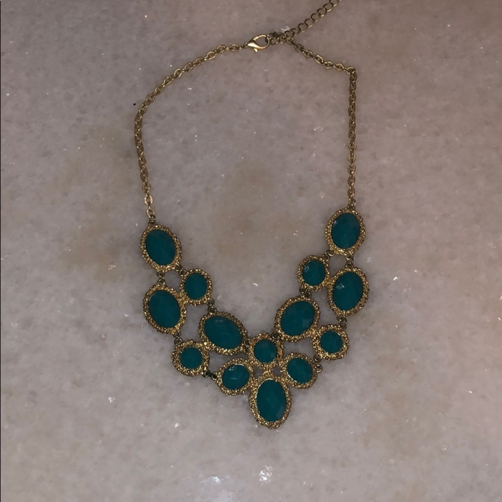 Statement necklace